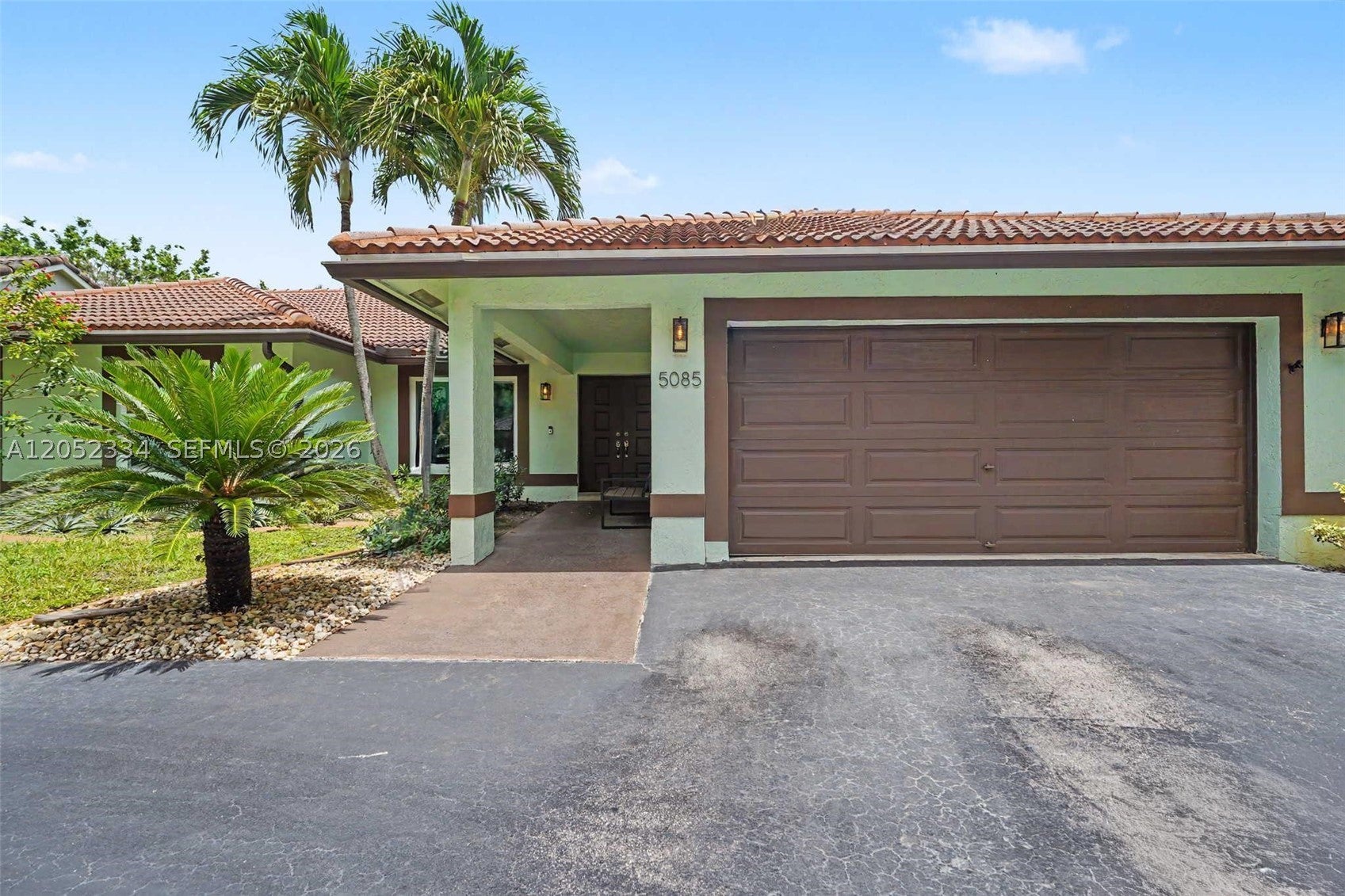 5085 NW 96th Way