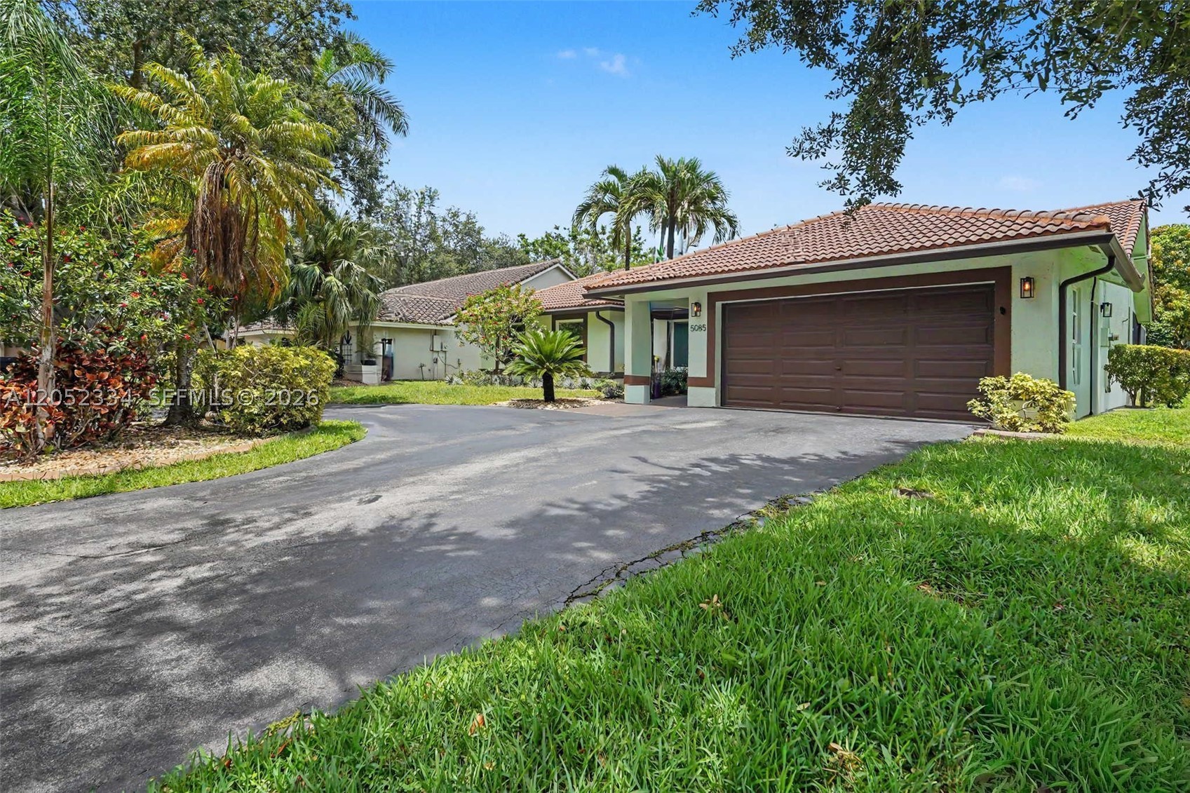 5085 NW 96th Way