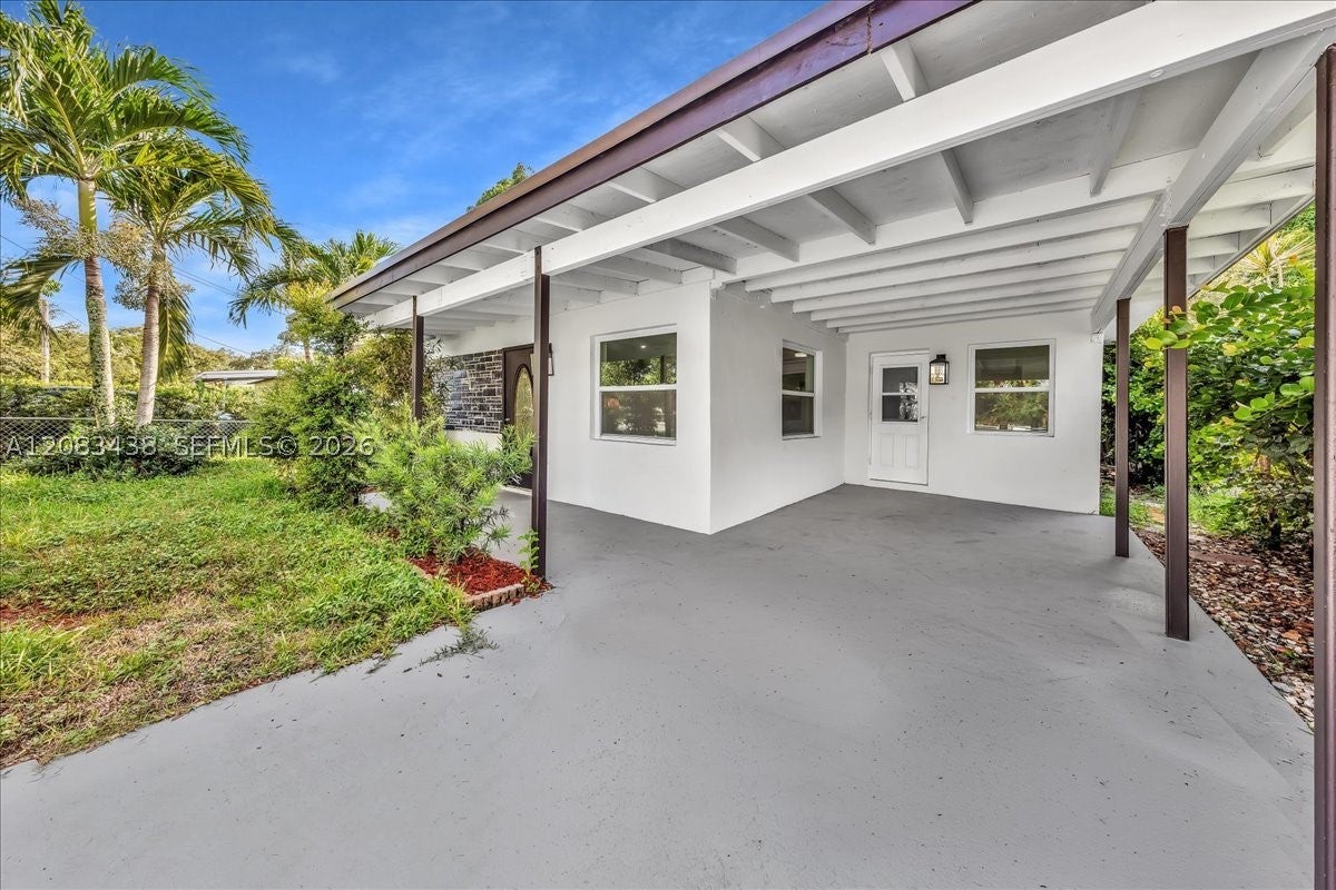 535 NW 23rd Ave