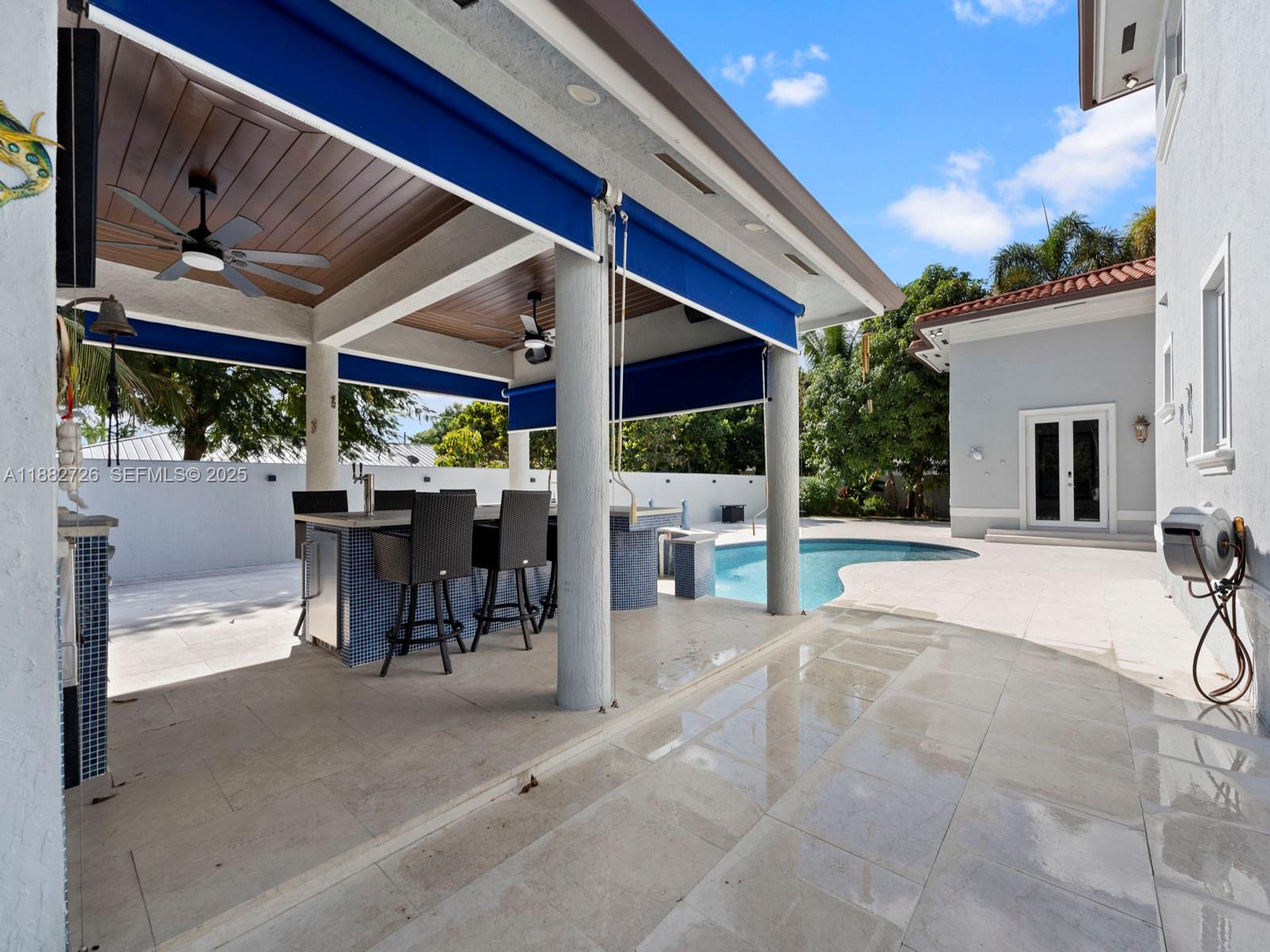 SOUTH SPRINGS HOMES - Residential