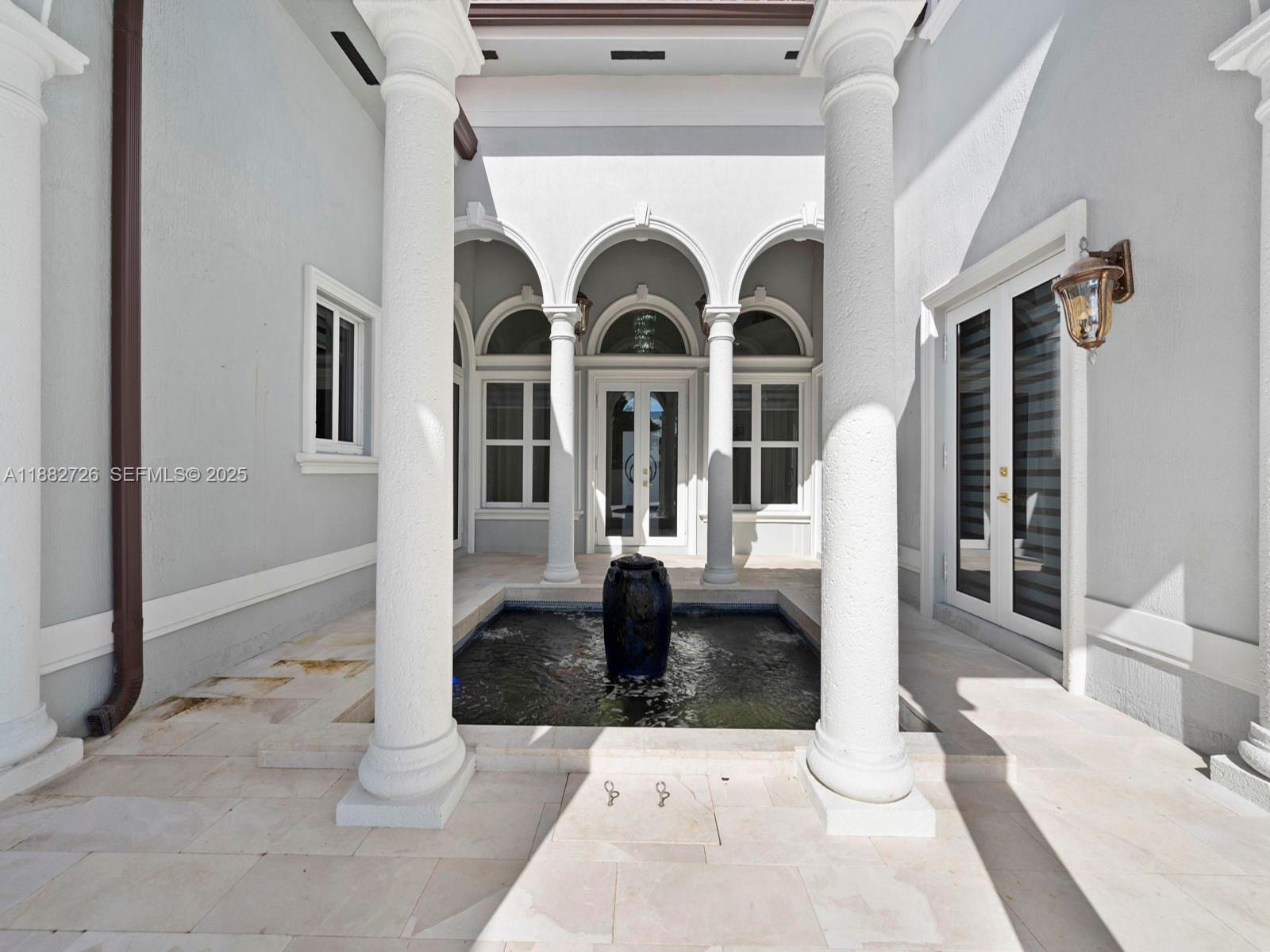 SOUTH SPRINGS HOMES - Residential