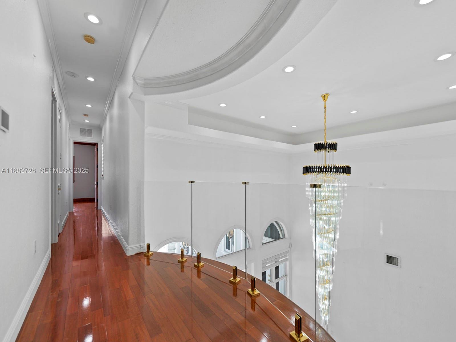 SOUTH SPRINGS HOMES - Residential