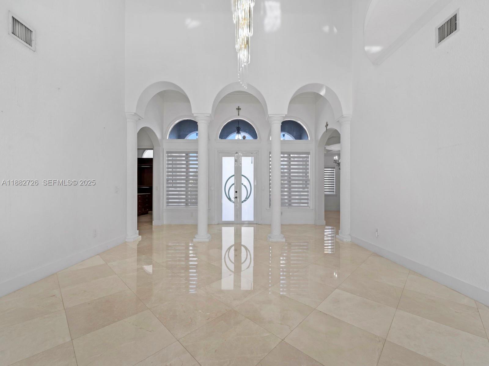 SOUTH SPRINGS HOMES - Residential