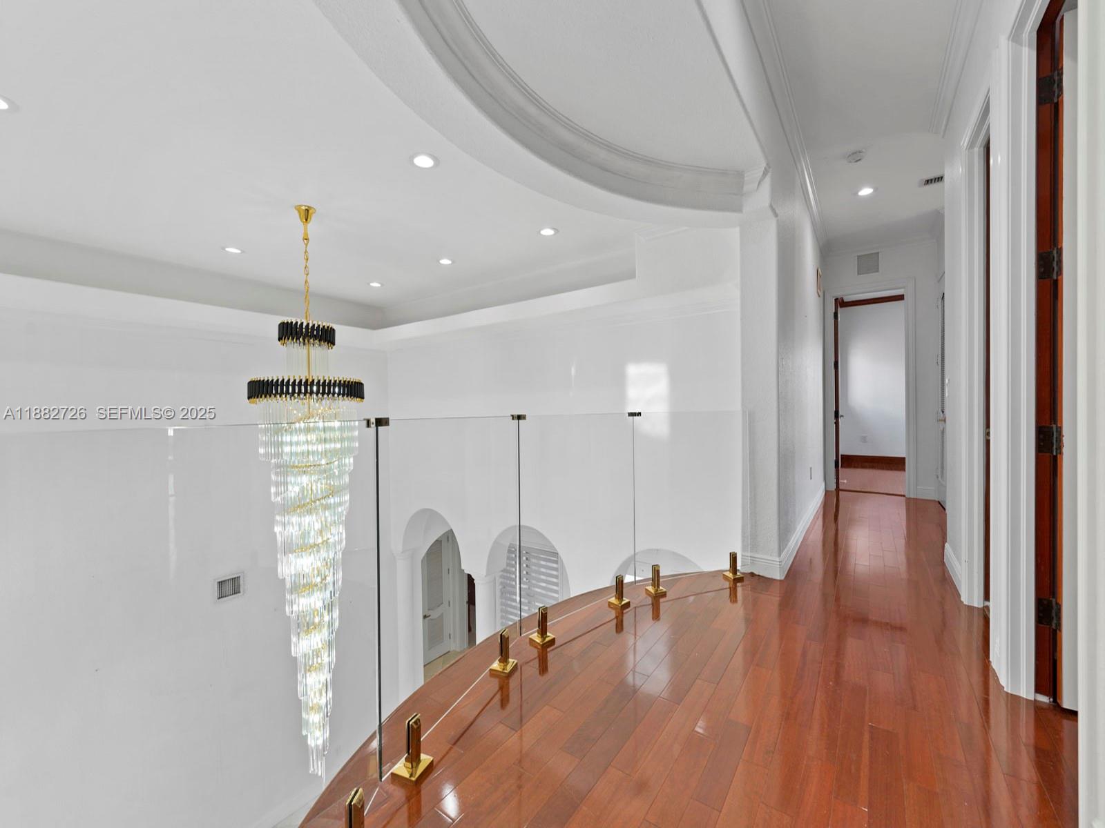 SOUTH SPRINGS HOMES - Residential