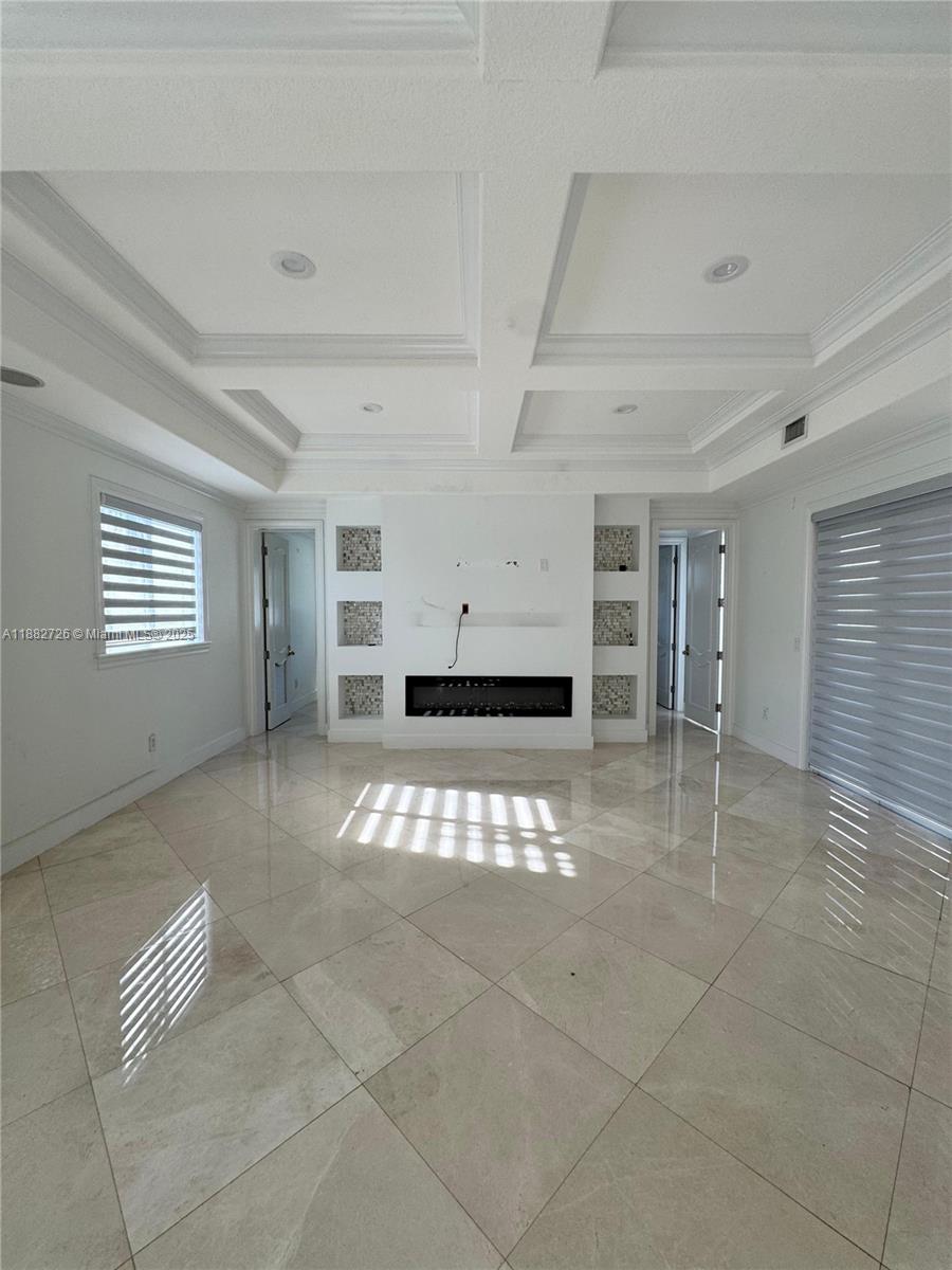 SOUTH SPRINGS HOMES - Residential