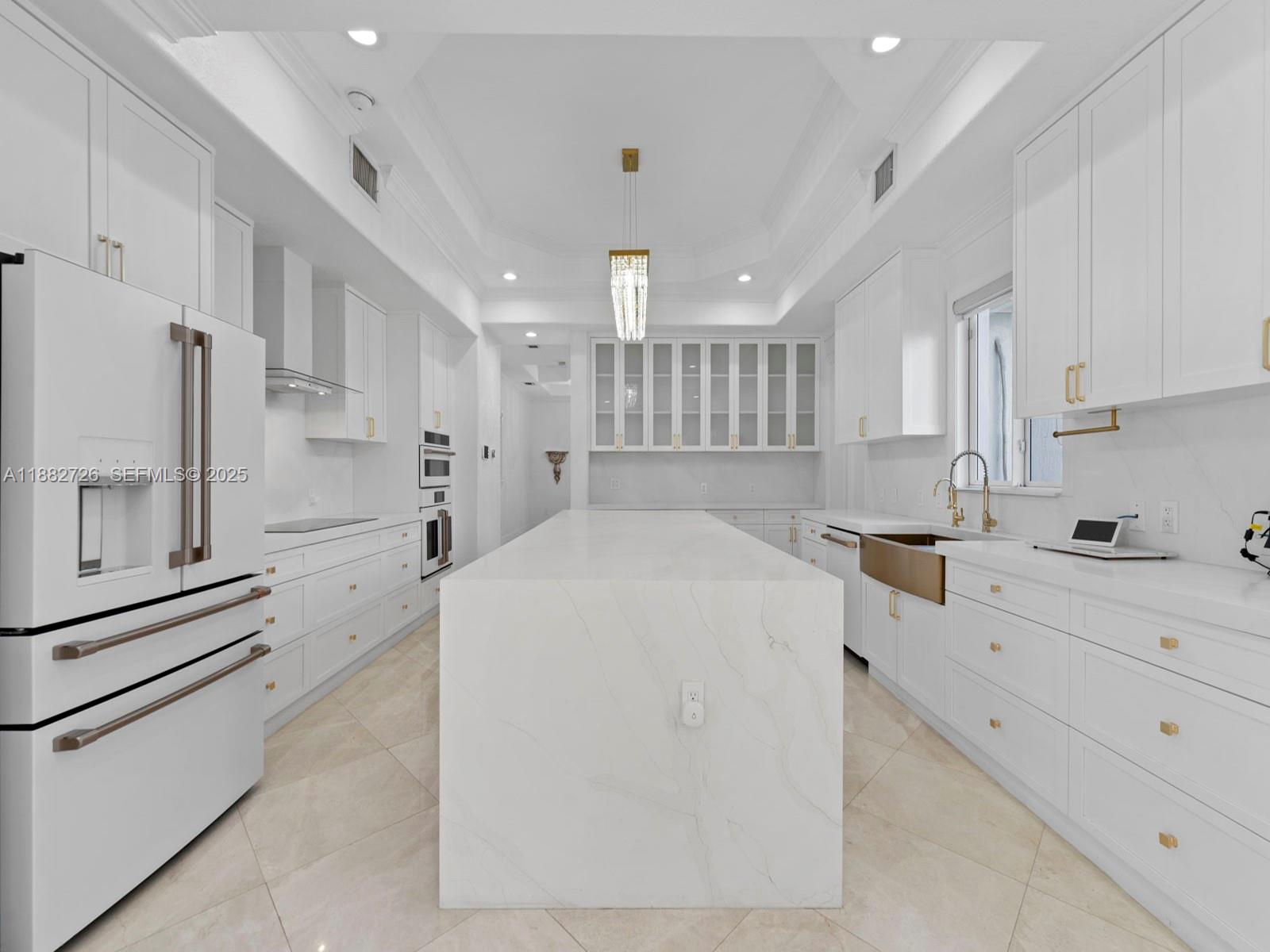 SOUTH SPRINGS HOMES - Residential