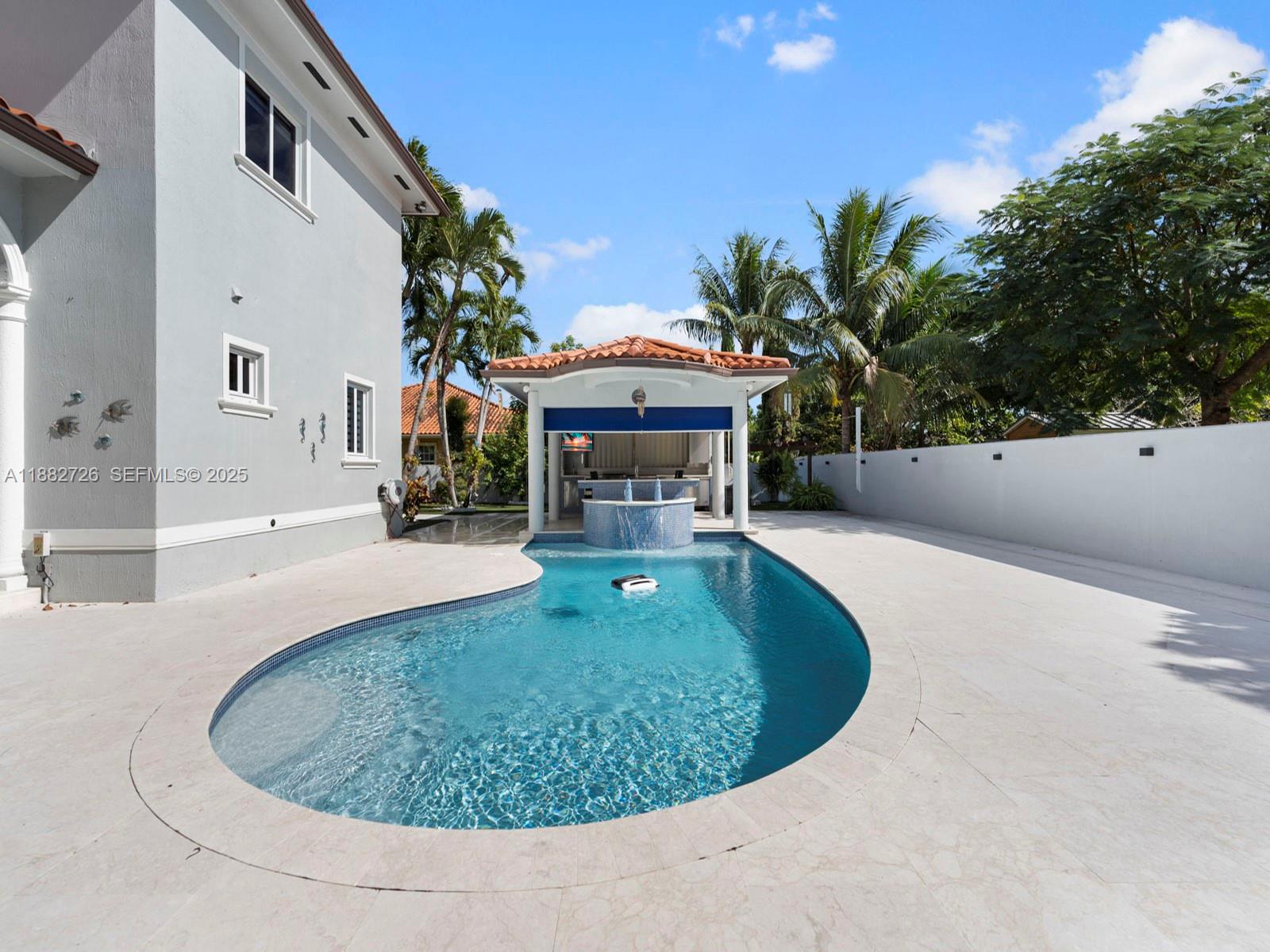 SOUTH SPRINGS HOMES - Residential