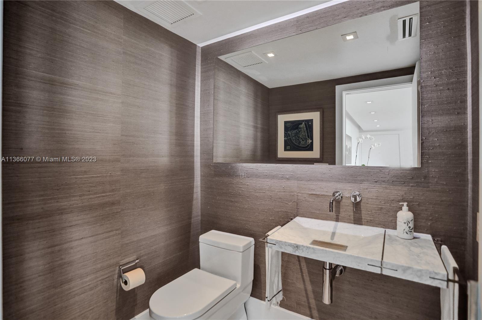 BLAIR HOUSE CONDO - WEST - Residential