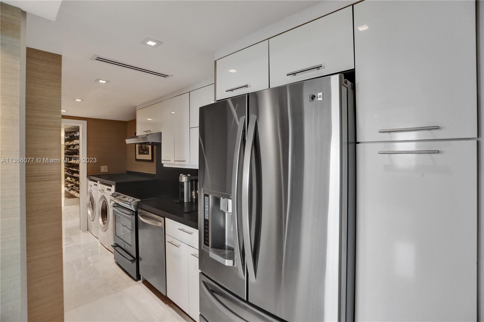 BLAIR HOUSE CONDO - WEST - Residential