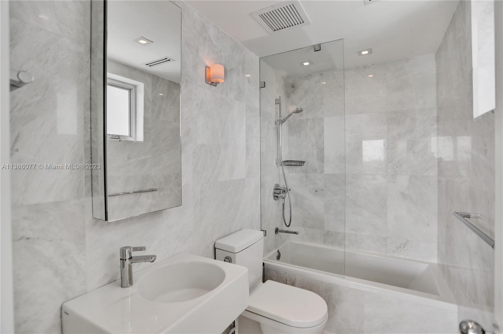 BLAIR HOUSE CONDO - WEST - Residential