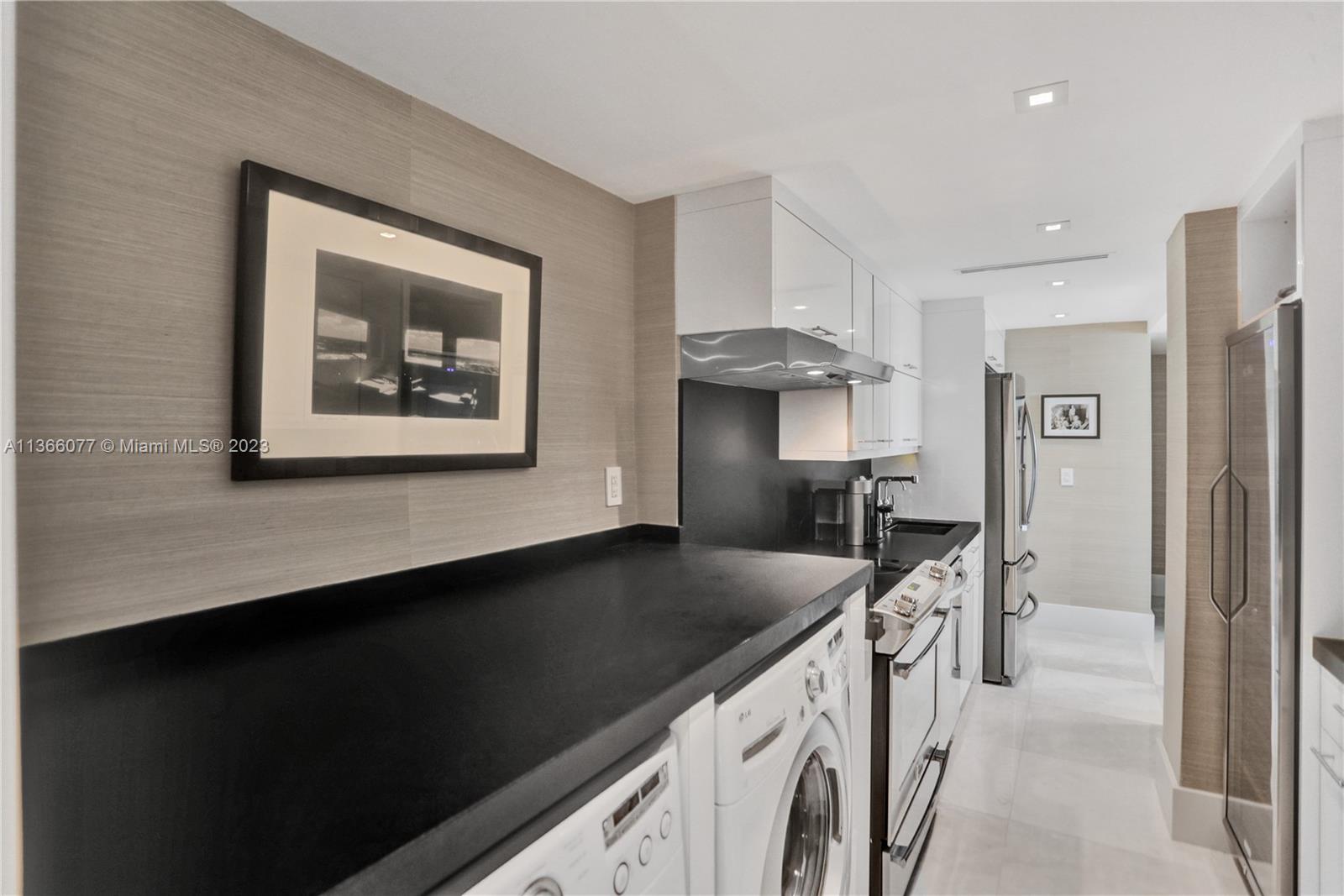 BLAIR HOUSE CONDO - WEST - Residential