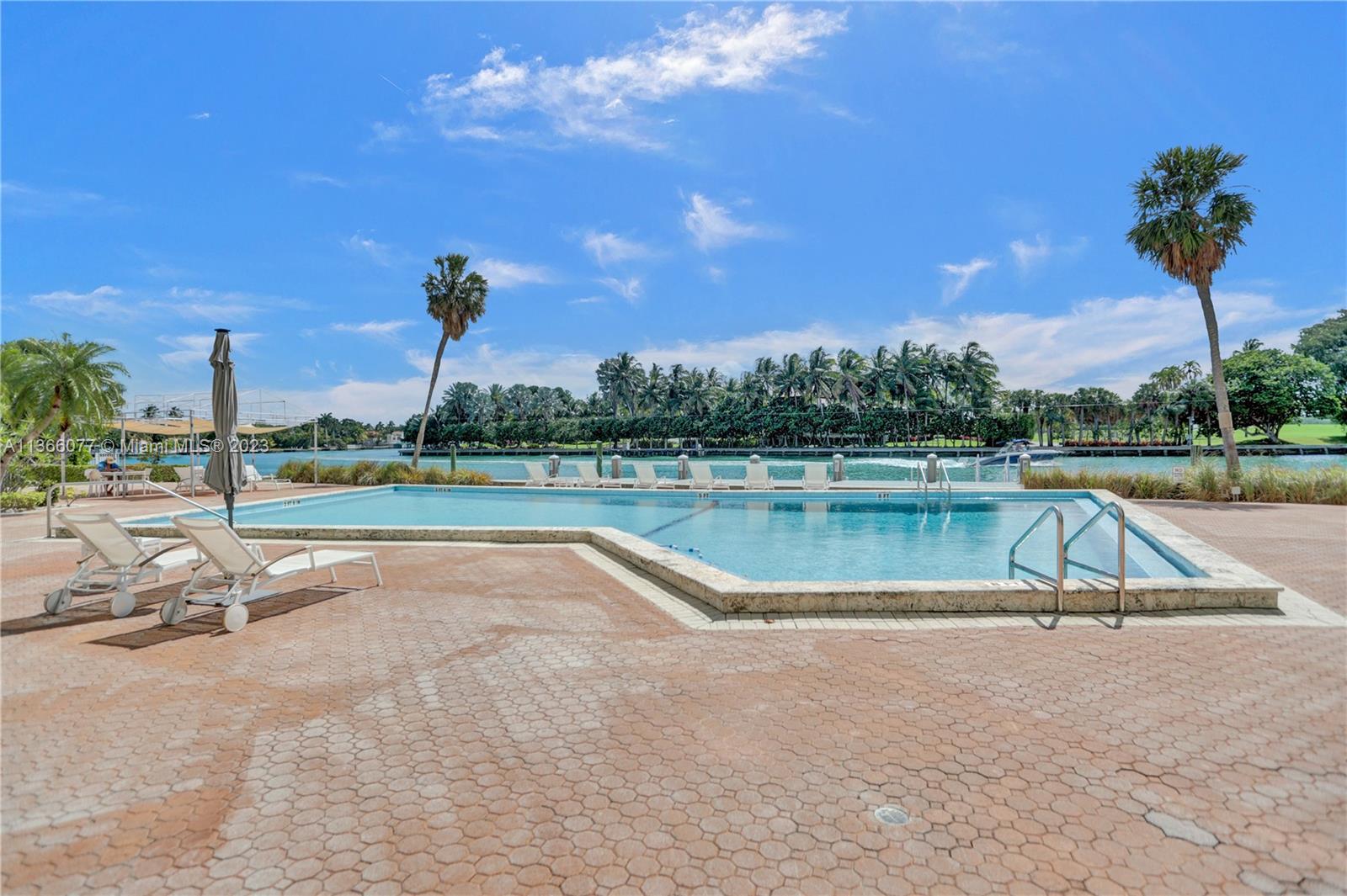 BLAIR HOUSE CONDO - WEST - Residential