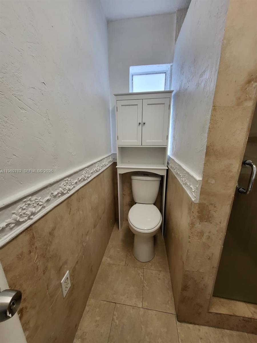 REM FOSTER & SANCHEZ TRAC - Residential Lease