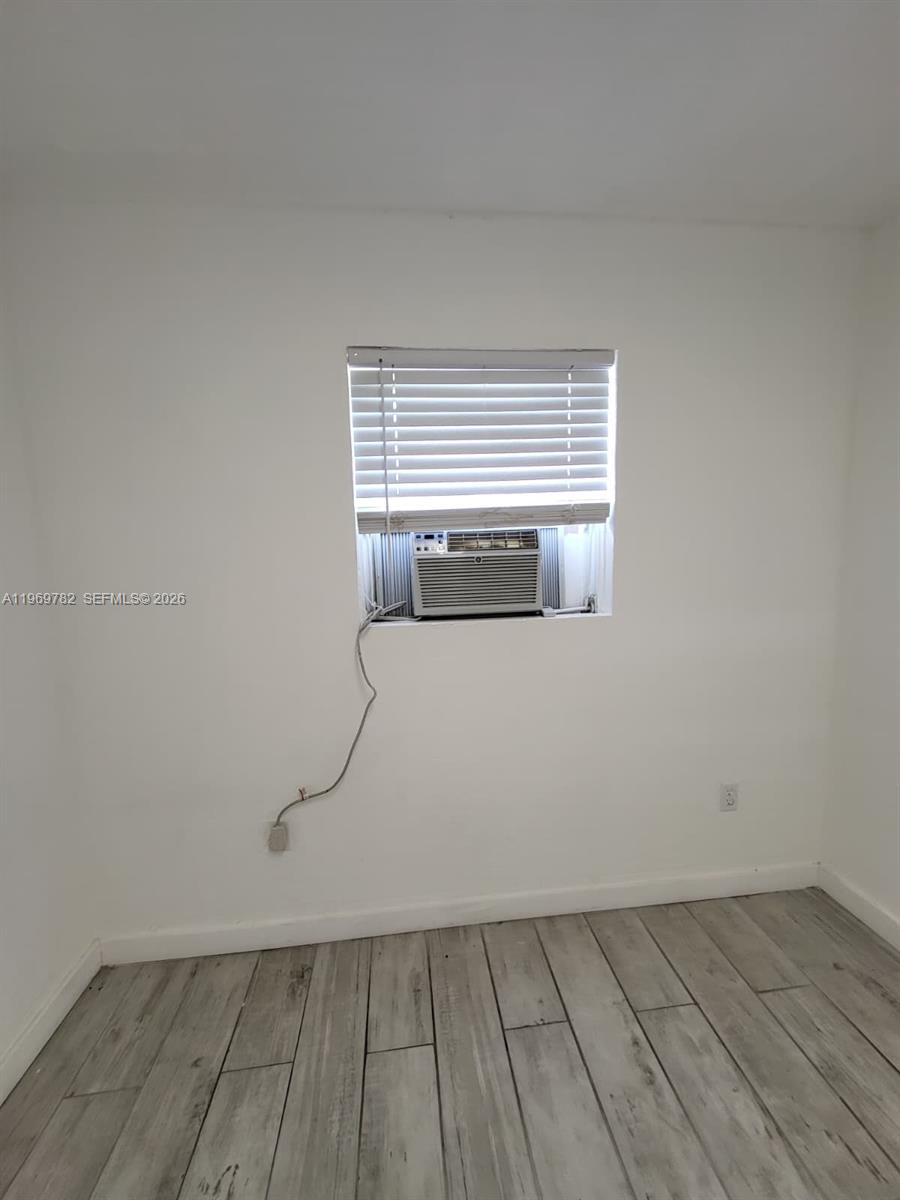 REM FOSTER & SANCHEZ TRAC - Residential Lease