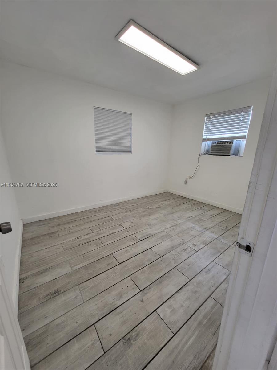 REM FOSTER & SANCHEZ TRAC - Residential Lease