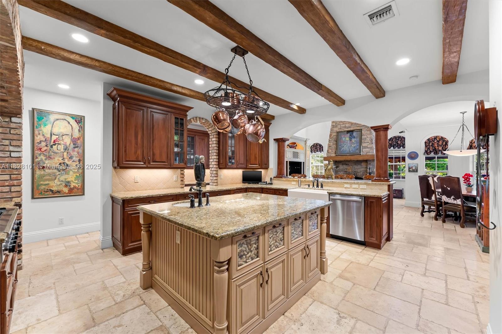 GRAND OAKS - Residential