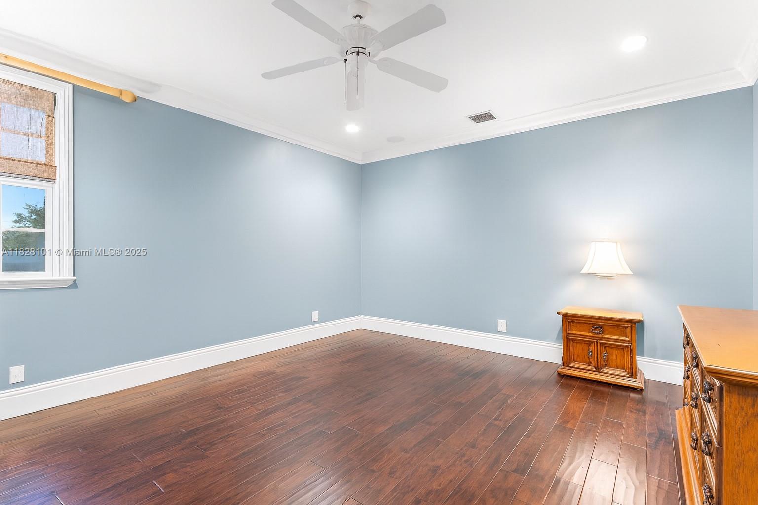 GRAND OAKS - Residential