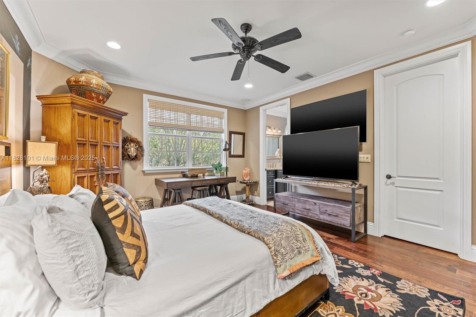 GRAND OAKS - Residential