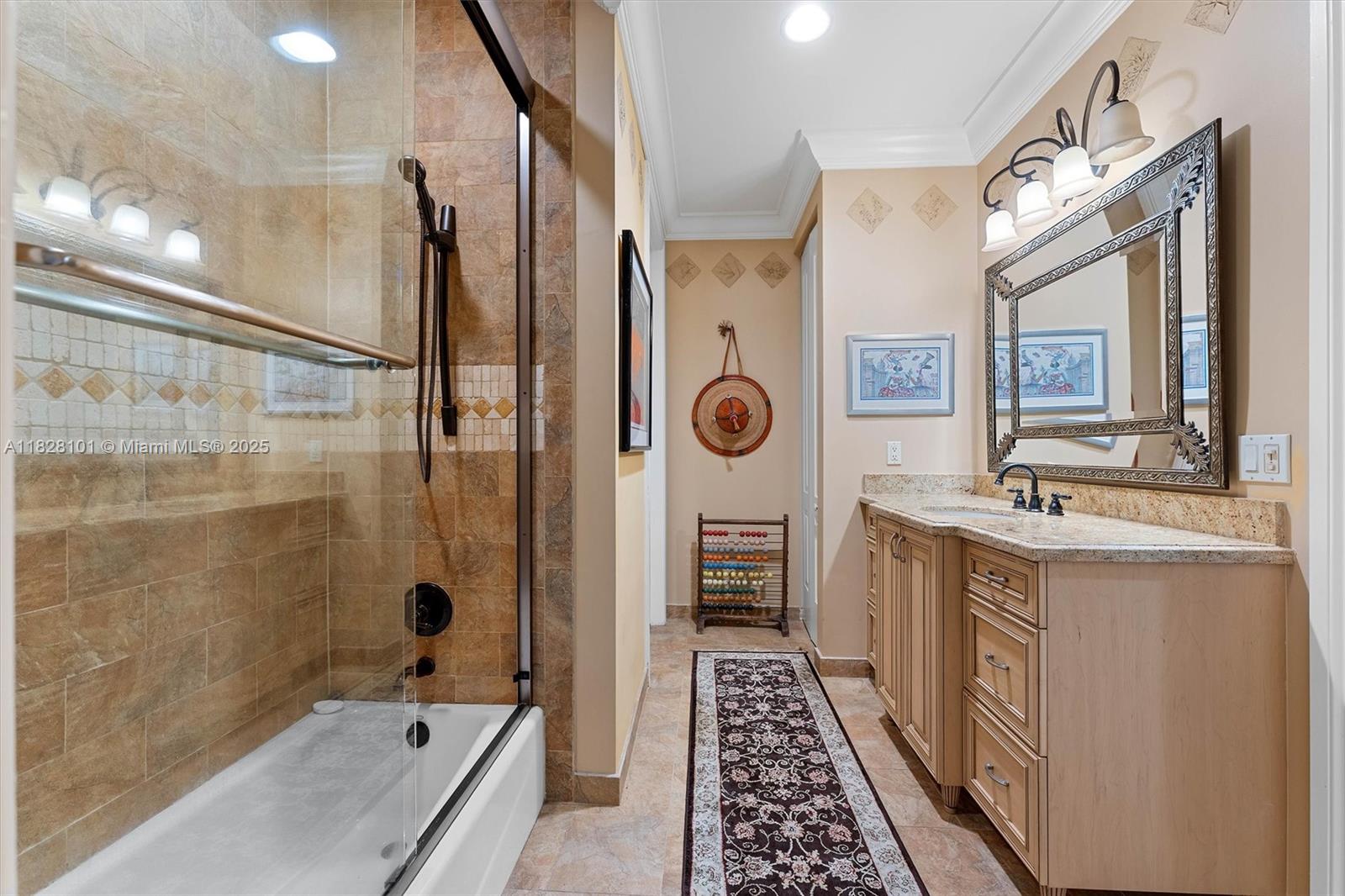 GRAND OAKS - Residential