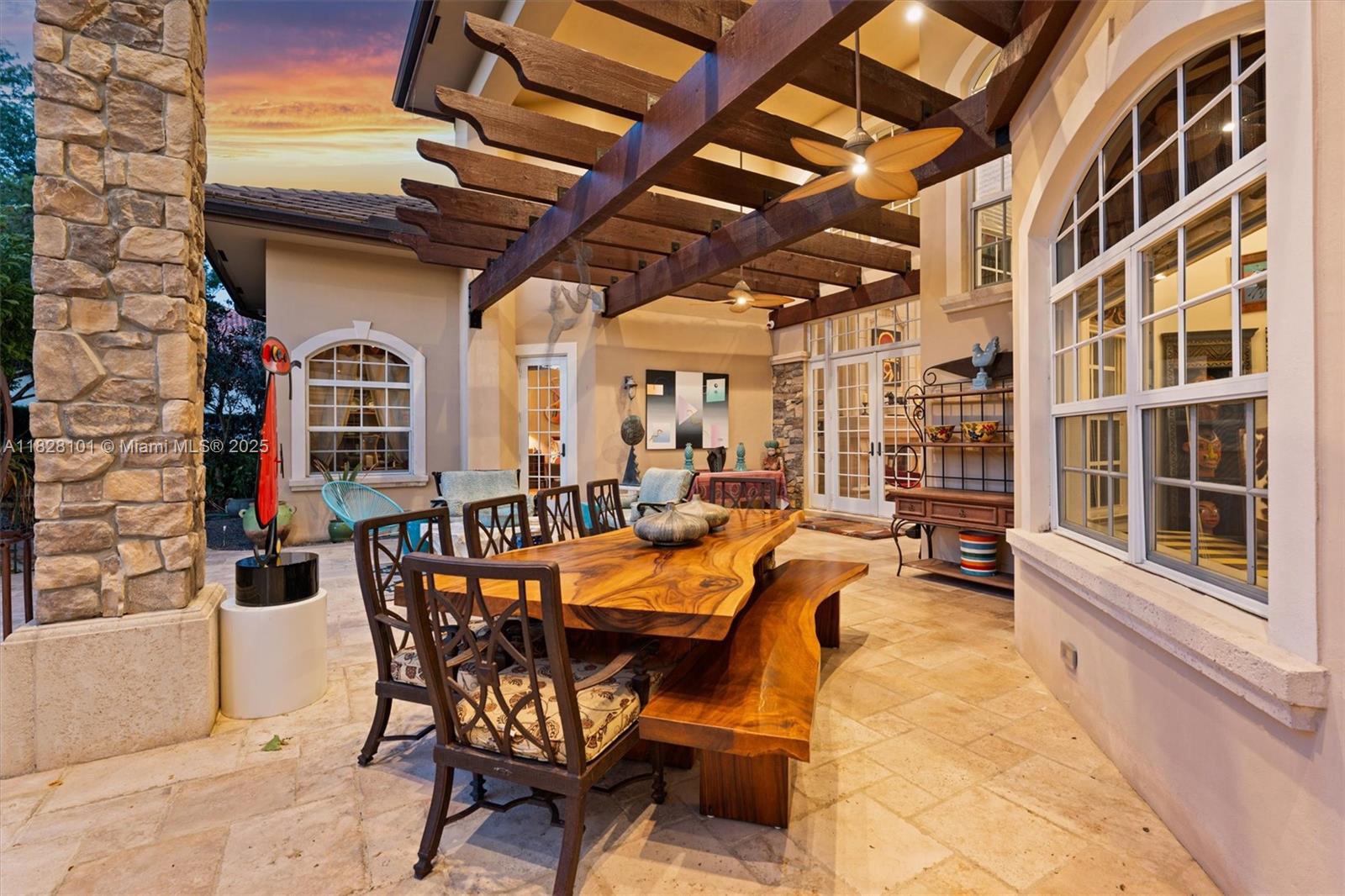 GRAND OAKS - Residential