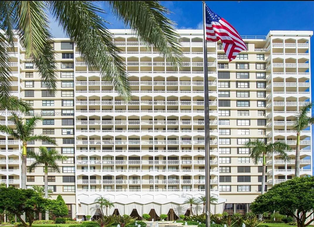 BALMORAL CONDO - Residential