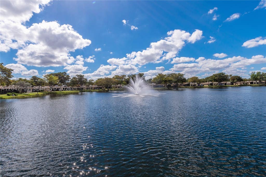Photo of 300 Berkley Rd #103, Hollywood, FL 33024 (MLS # A12042701)