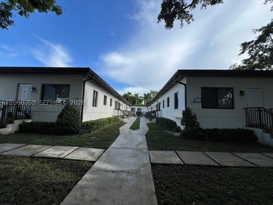 2121 SW 14TH TER APT 5, MIAMI, FL 33145 - Image b08d1f00a490f86e57c8b34623ab2300/2143534881
