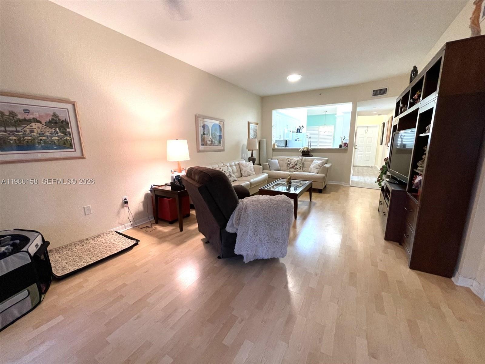 YARDLEY CONDOMINIUM F - Residential