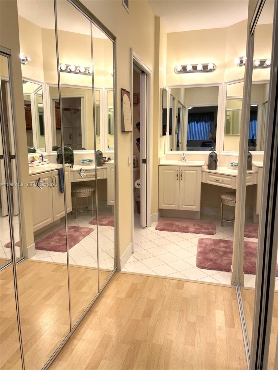 YARDLEY CONDOMINIUM F - Residential