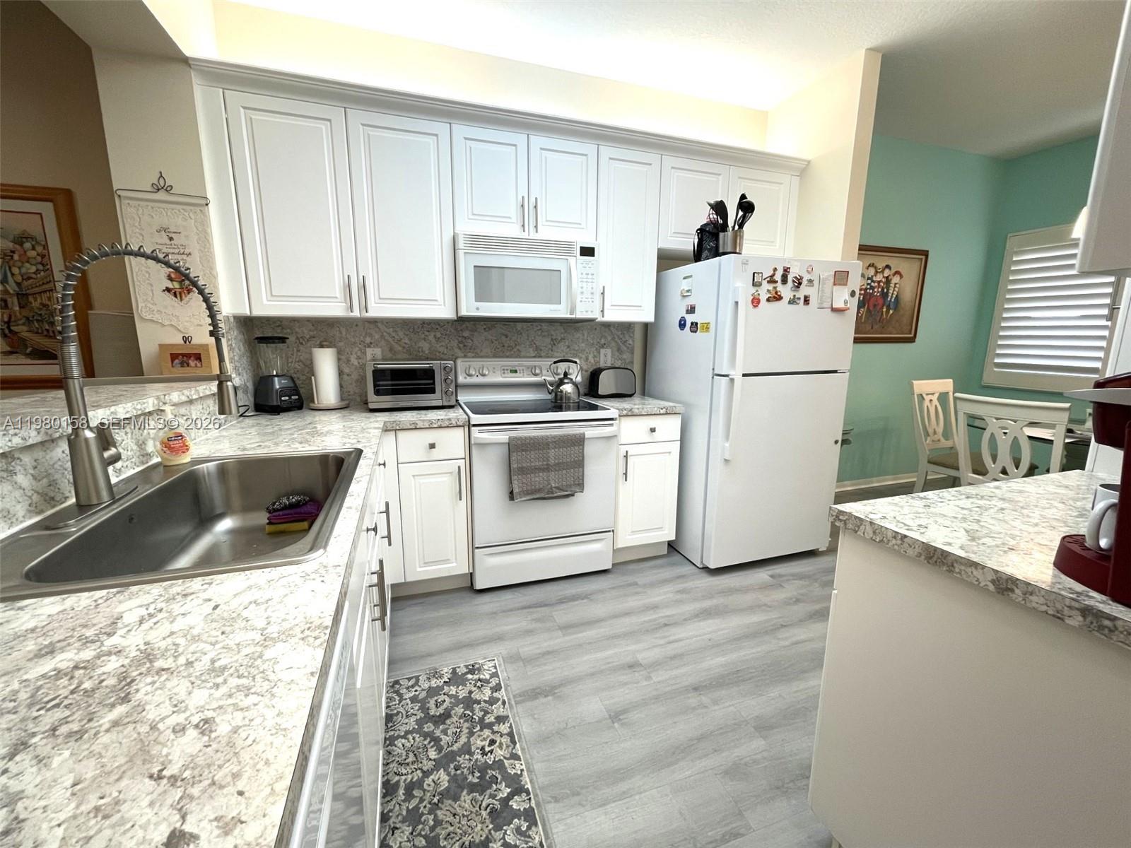 YARDLEY CONDOMINIUM F - Residential