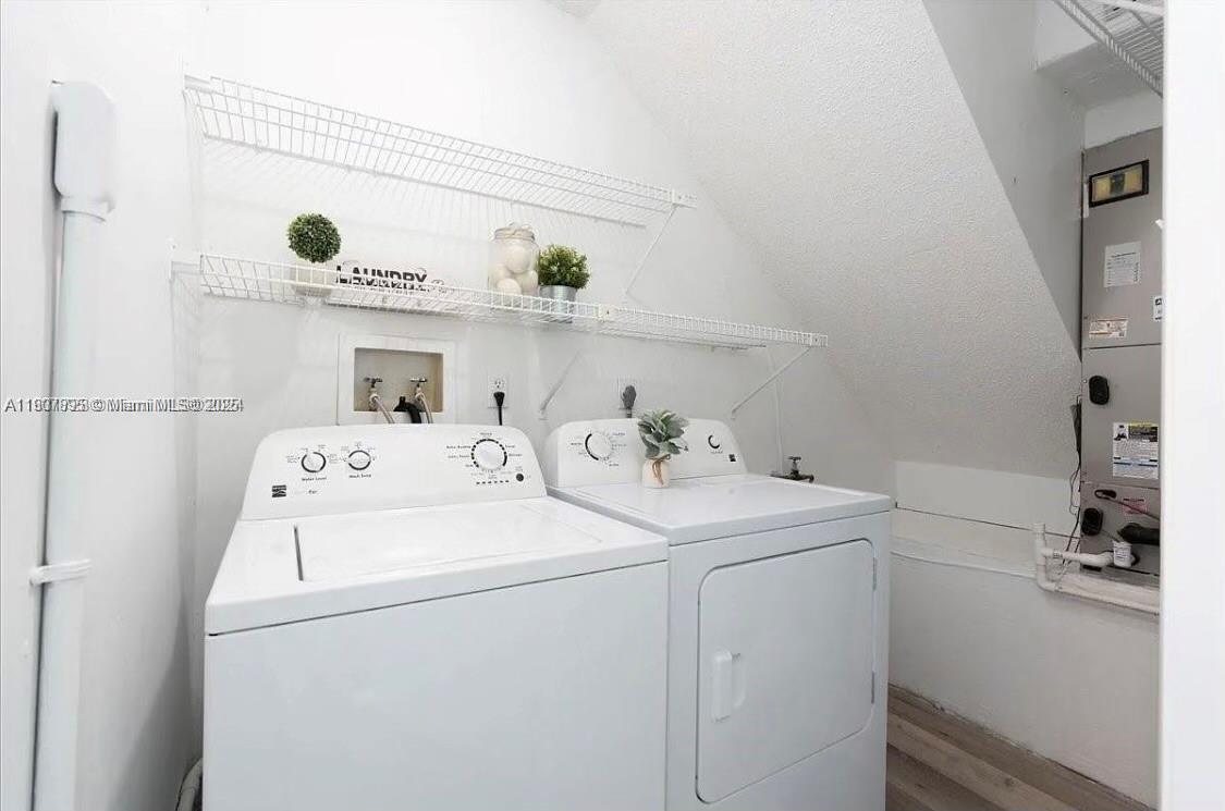 CALIFORNIA MANSIONS - Residential Lease