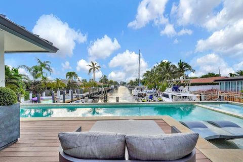 A home in Lauderdale By The Sea