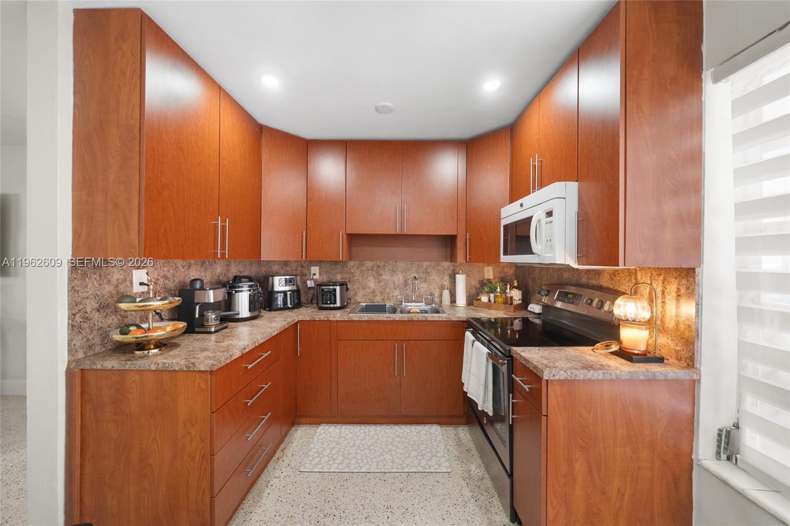 TROJAN PK AMD PL - Residential Income