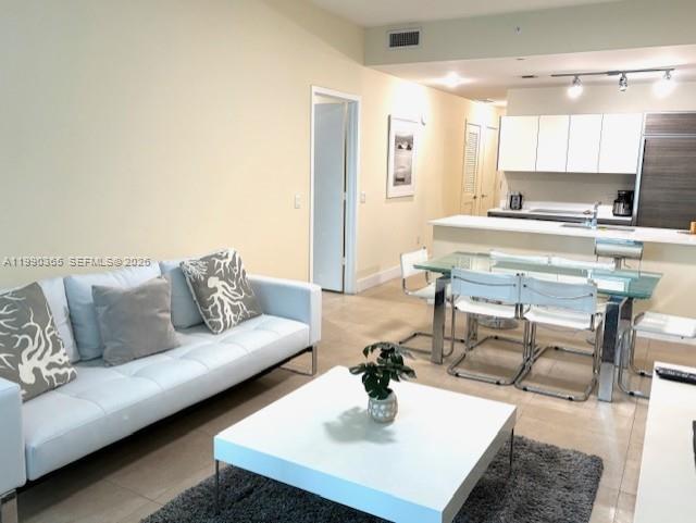 1100 S Miami Ave 811