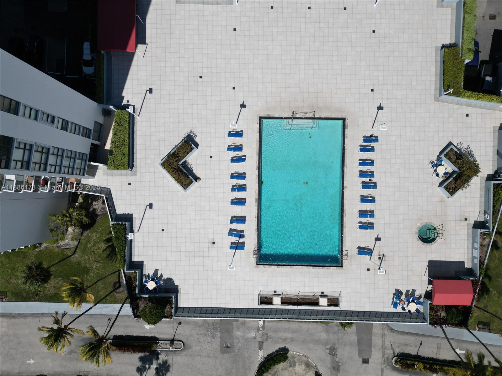 AVENTURA ELDORADO CONDO - Residential