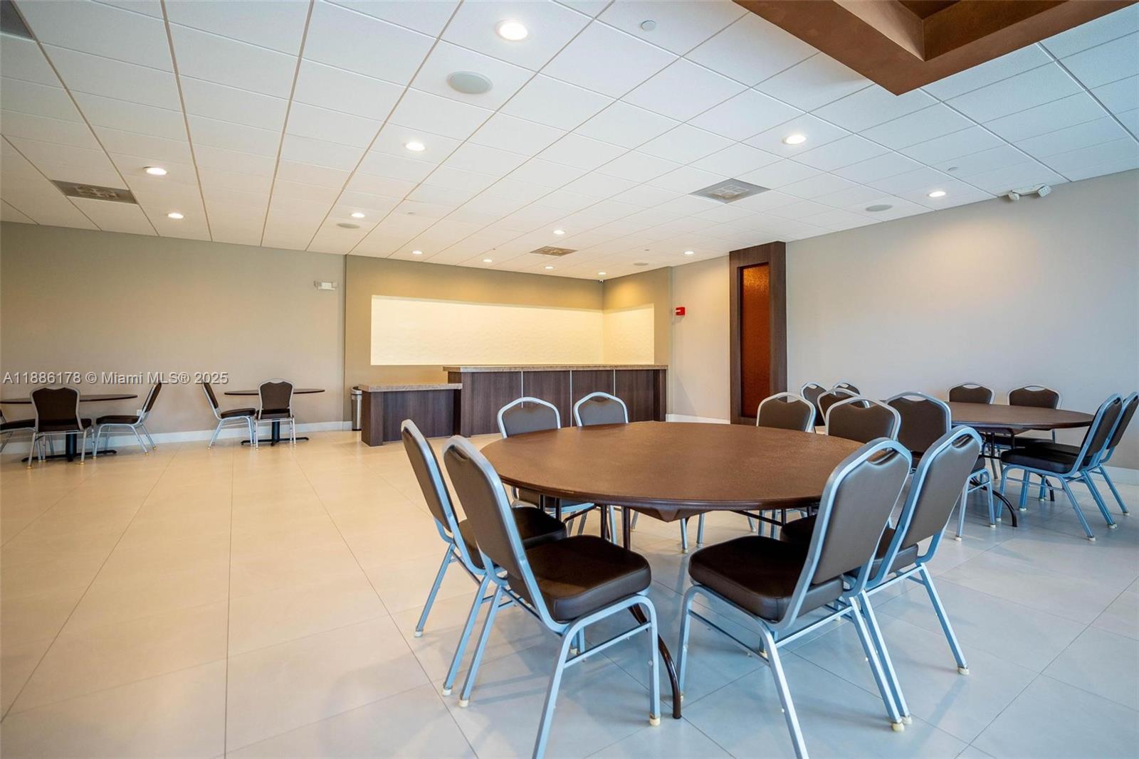 AVENTURA ELDORADO CONDO - Residential