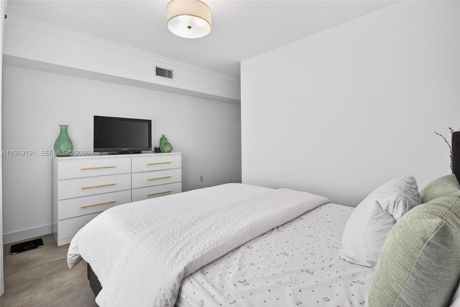 BEACON MANOR - Residential