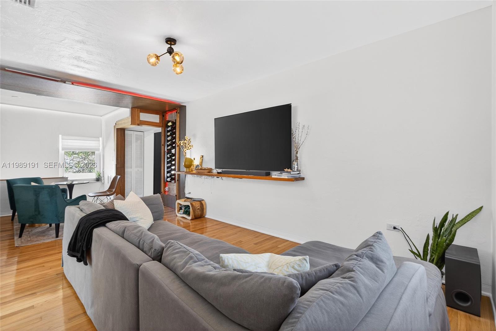 BEACON MANOR - Residential