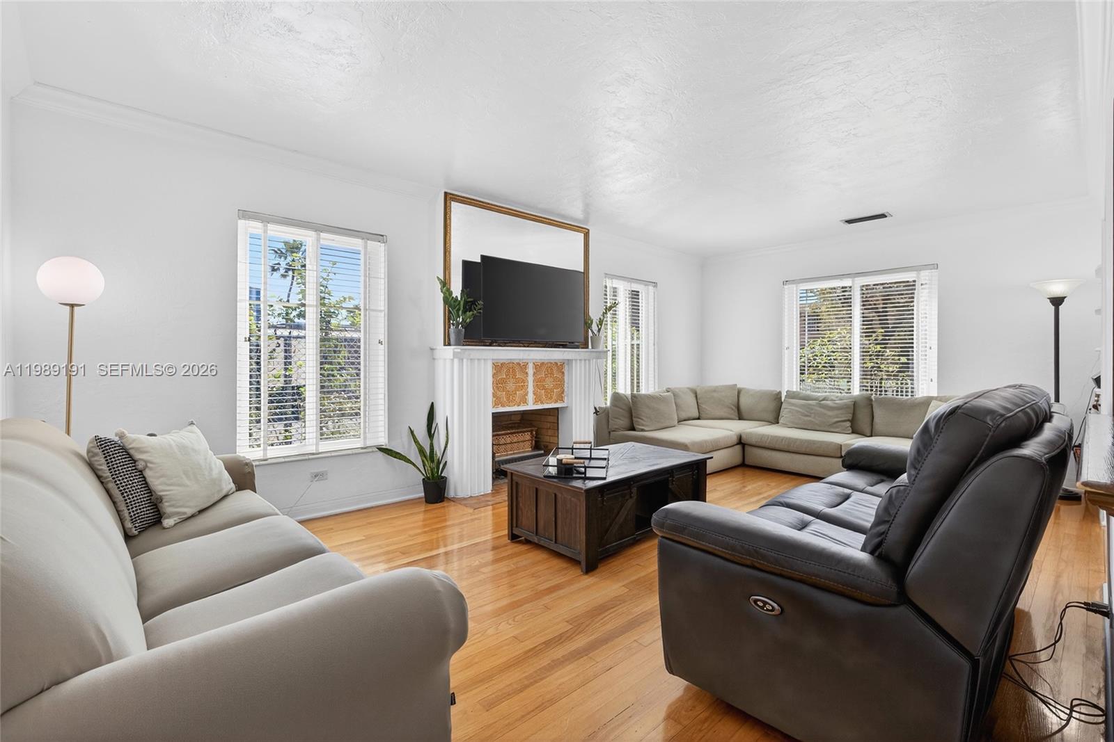 BEACON MANOR - Residential