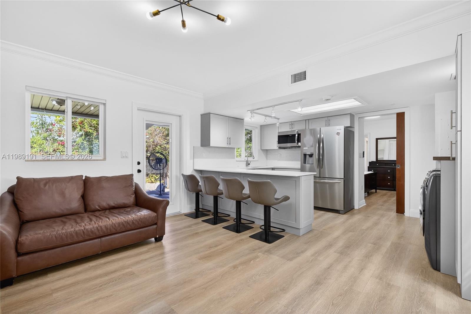 BEACON MANOR - Residential