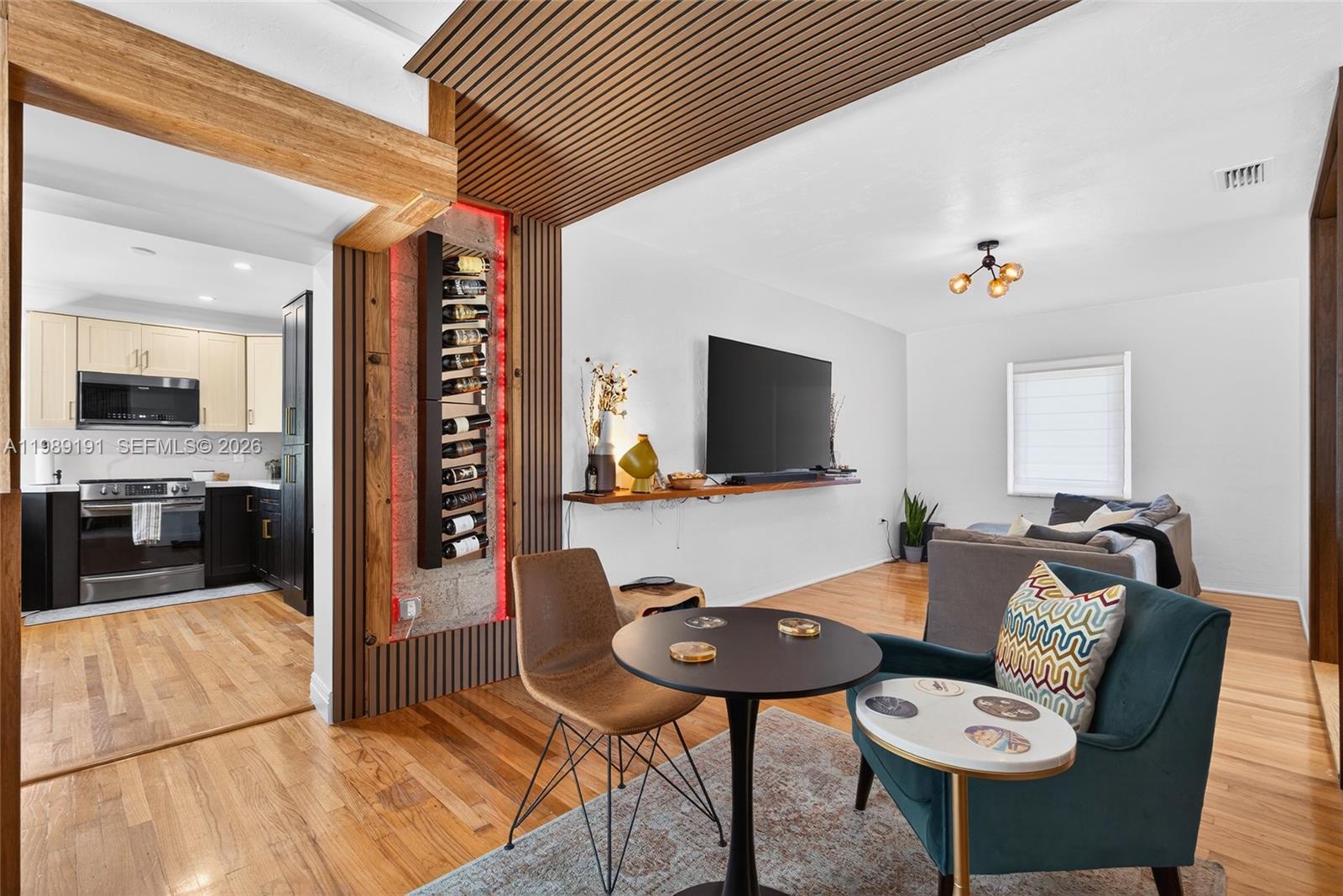 BEACON MANOR - Residential