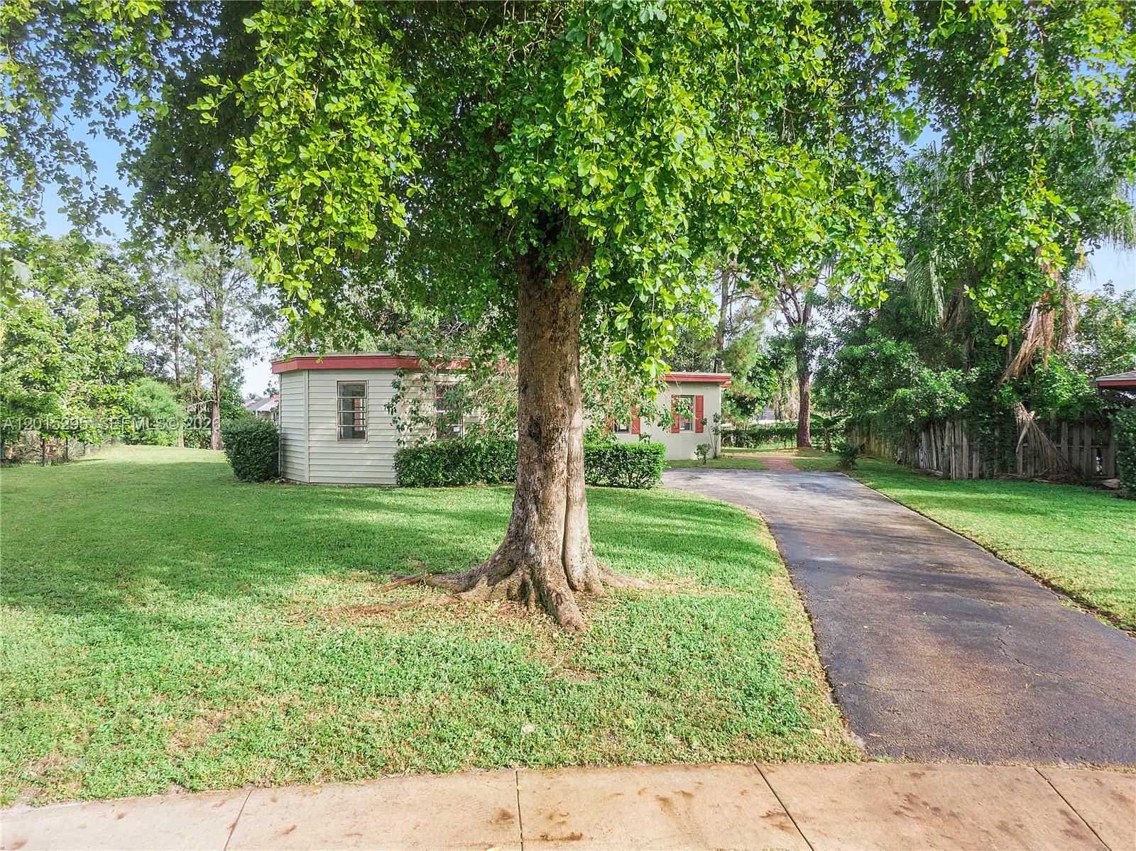CITY OF LAUDERHILL SEC 1 - Residential
