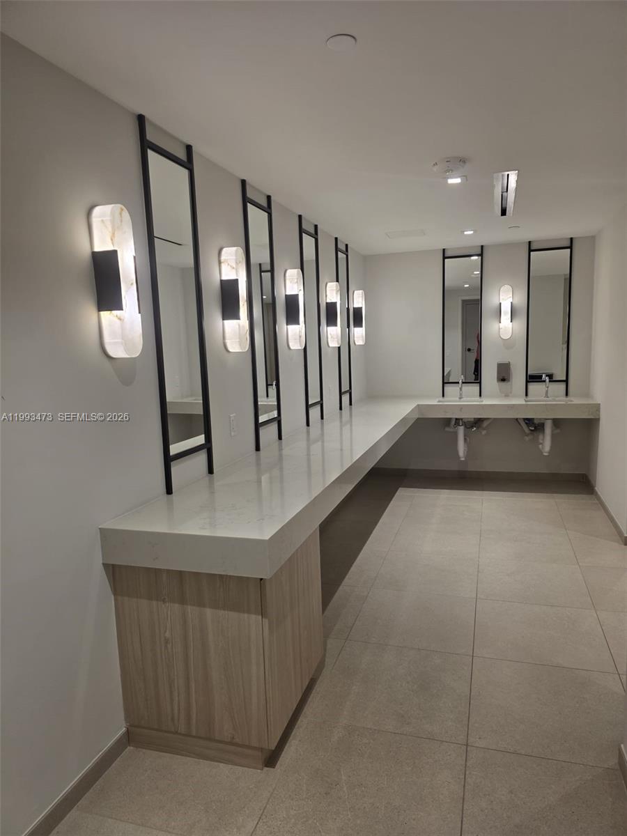 District 225 - Residential