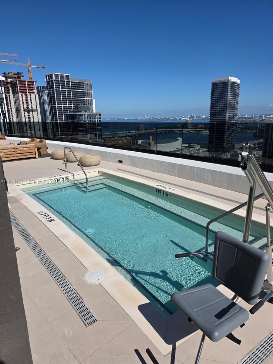 District 225 - Residential