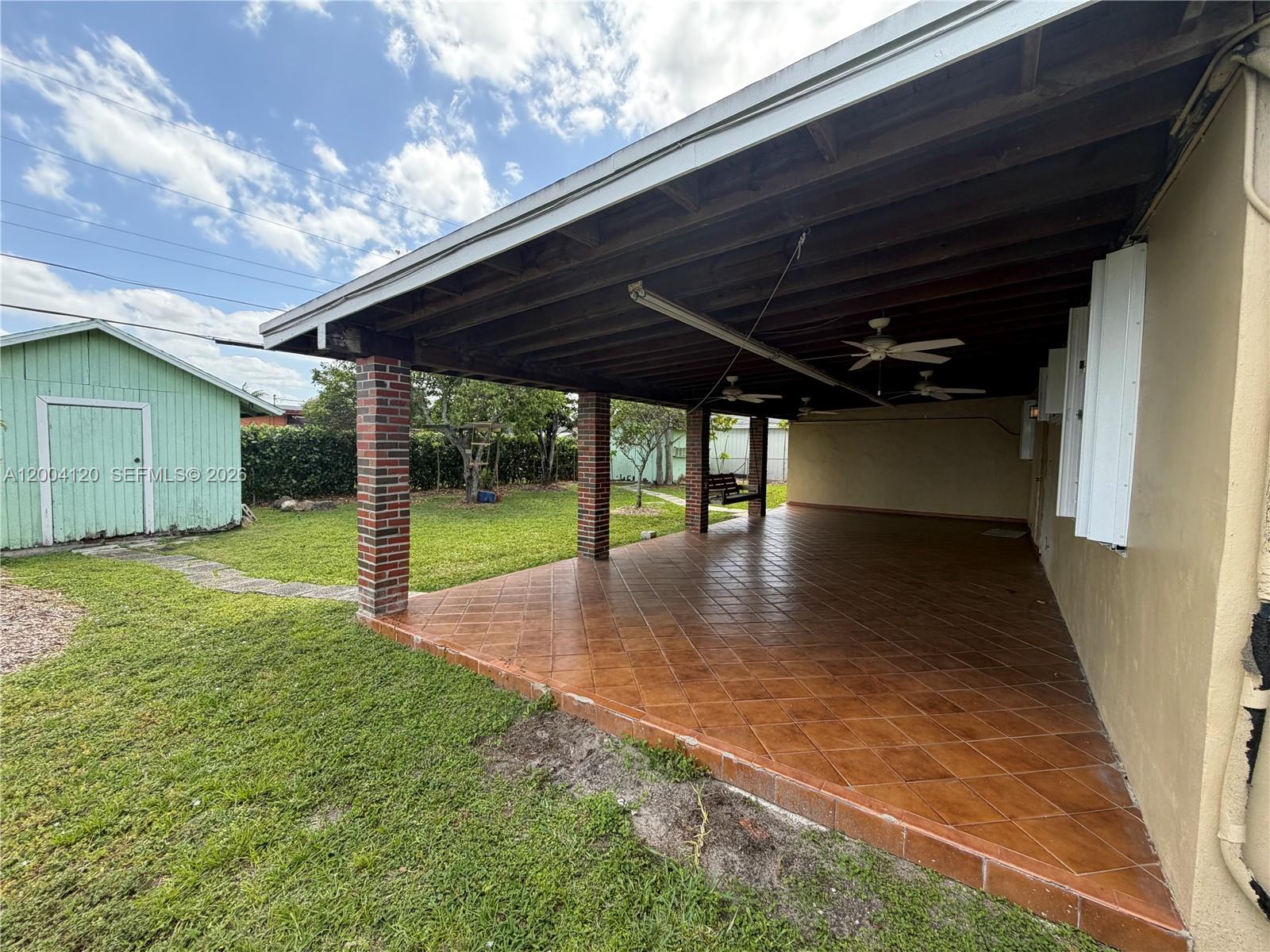 WESTWOOD LAKE 2ND ADDN - Residential