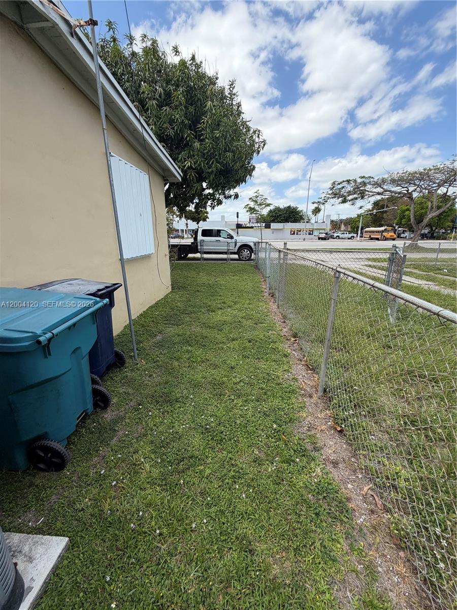 WESTWOOD LAKE 2ND ADDN - Residential