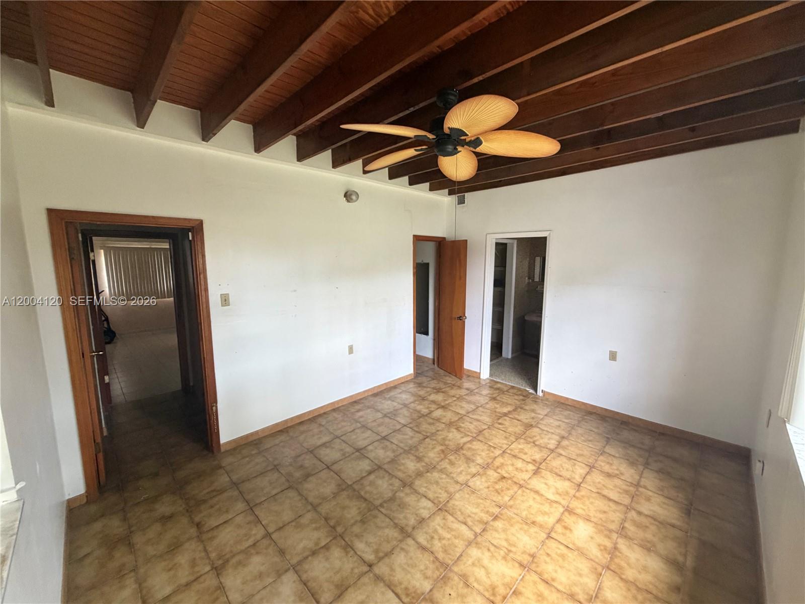 WESTWOOD LAKE 2ND ADDN - Residential