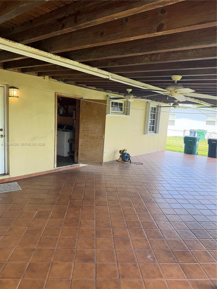 WESTWOOD LAKE 2ND ADDN - Residential