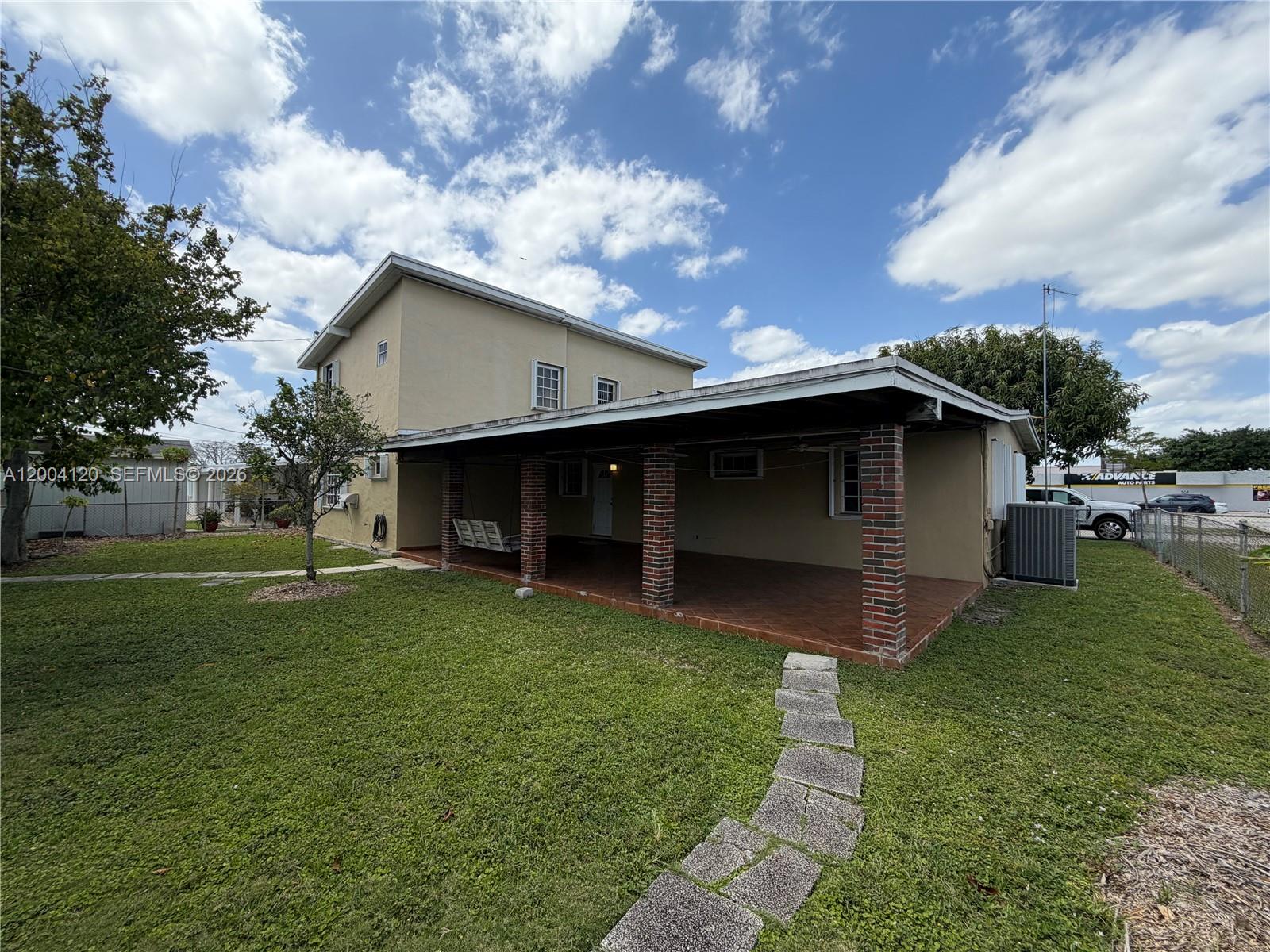 WESTWOOD LAKE 2ND ADDN - Residential