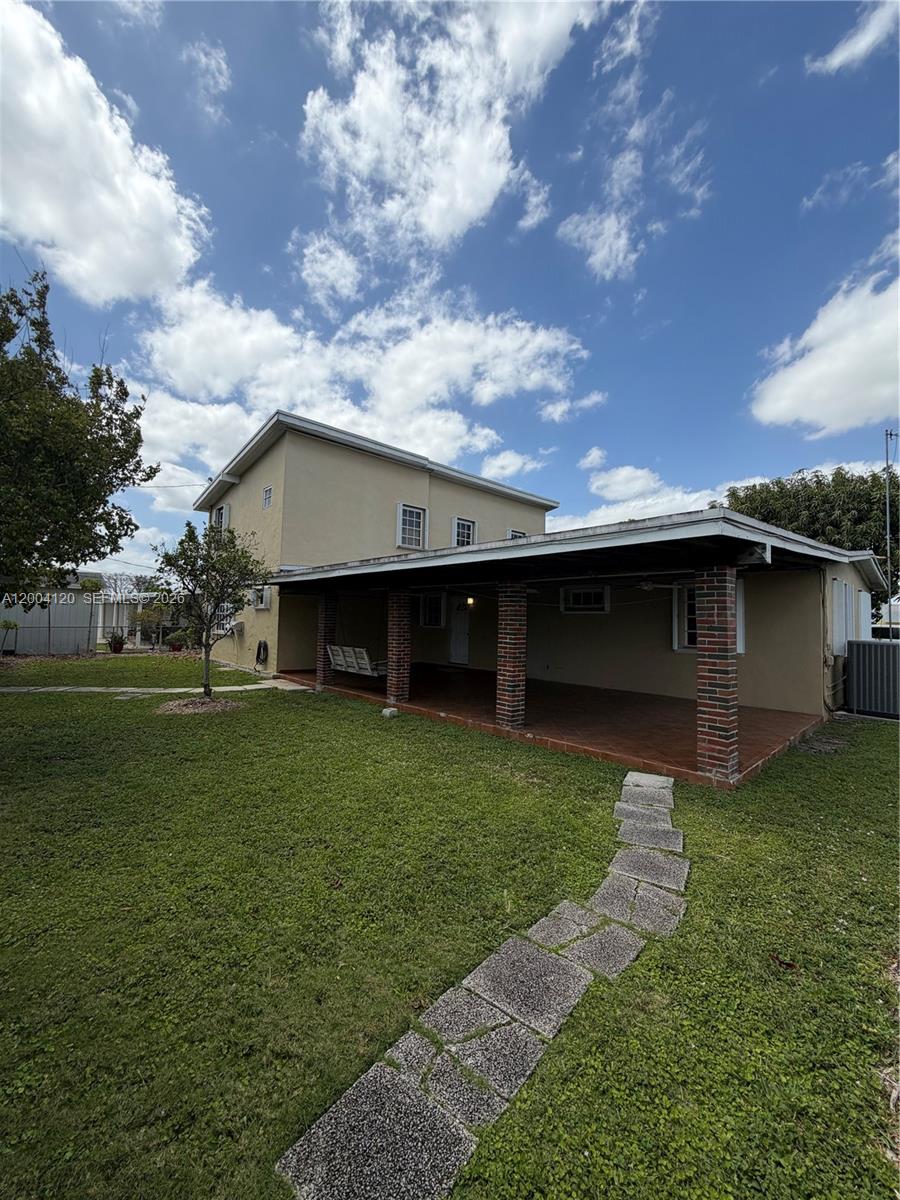 WESTWOOD LAKE 2ND ADDN - Residential